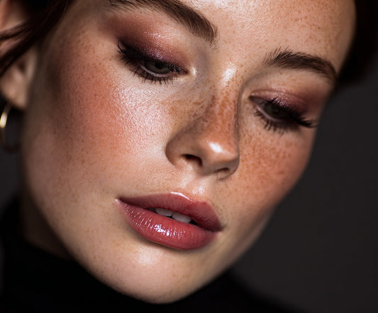 Christmas Party Makeup Ideas: Glam Looks That Shine All Night